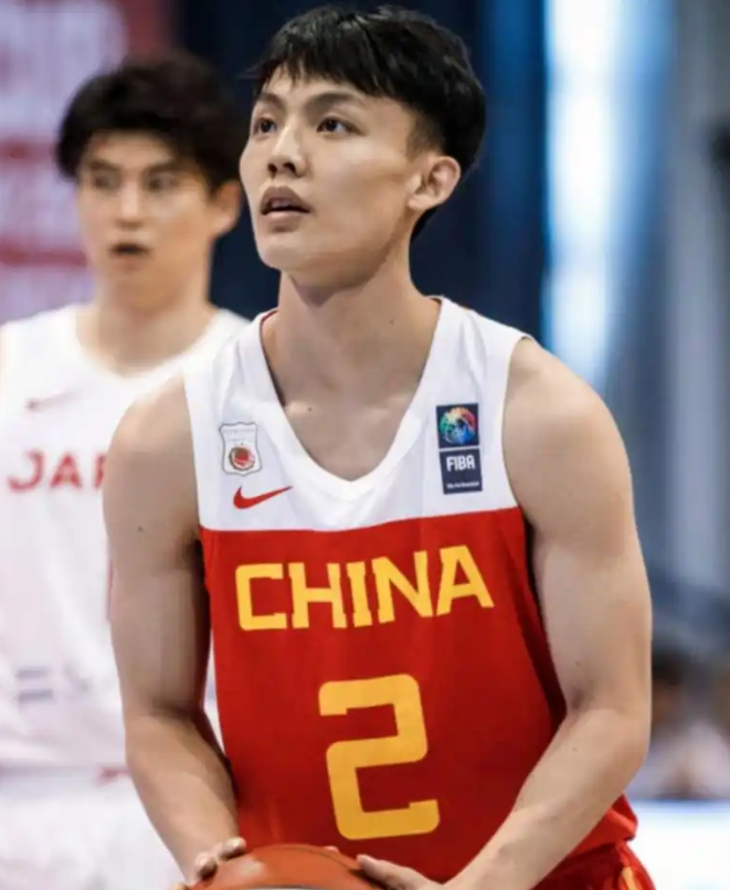 乐鱼体育app下载-CBA打完14轮,最值得入选国家队的5位球员!徐杰领衔,徐昕在列