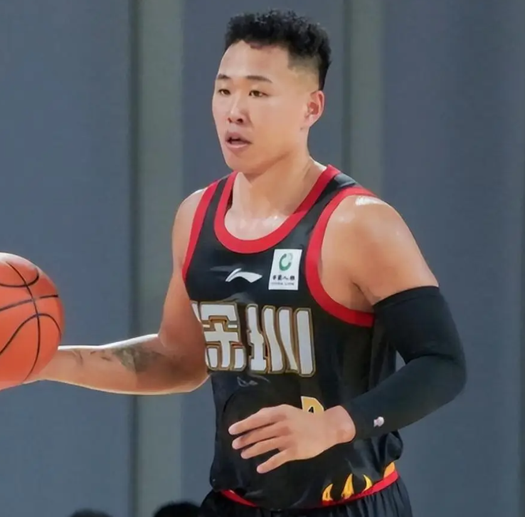 乐鱼体育app下载-CBA打完14轮,最值得入选国家队的5位球员!徐杰领衔,徐昕在列
