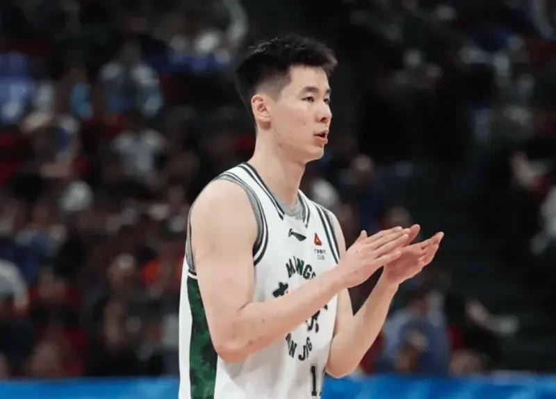 乐鱼体育登录入口-同曦夺卡位战!郭昊文末节强势输出,携手众将齐爆巩固季后赛悬念