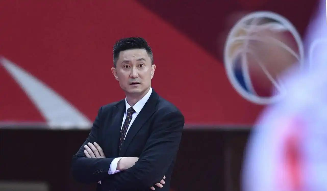 乐鱼体育官方入口-北京对广东G2客场怎么打?曾凡博毫不客气说出心里话,说得很直白
